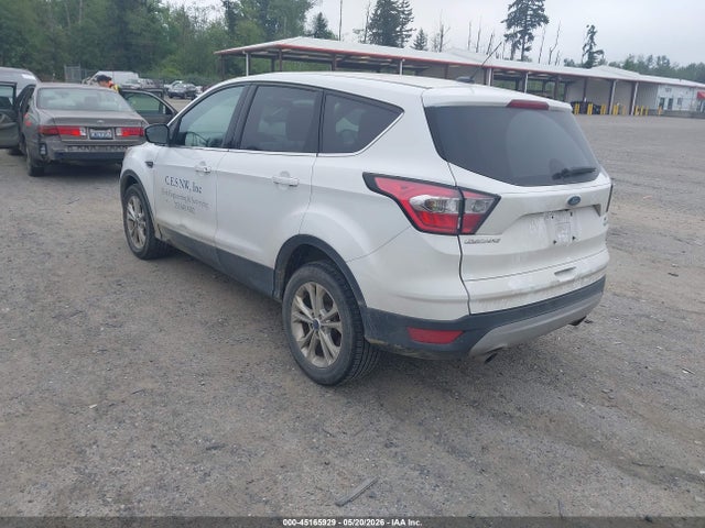 Ford ESCAPE SE 2017 1FMCU9GD4HUD66686 Image 3
