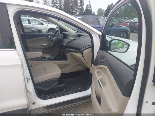 Ford ESCAPE SE 2017 1FMCU9GD4HUD66686 Image 5
