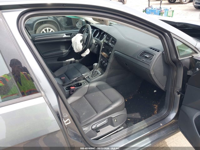 45165947 :رقم المزاد ، 3VWG17AU8JM272135 vin ، 2018 Volkswagen Golf Tsi S/tsi Se مزاد بيع