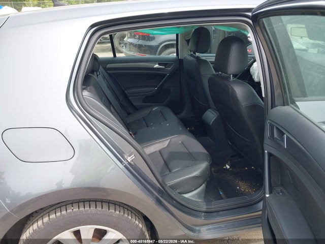 45165947 :رقم المزاد ، 3VWG17AU8JM272135 vin ، 2018 Volkswagen Golf Tsi S/tsi Se مزاد بيع