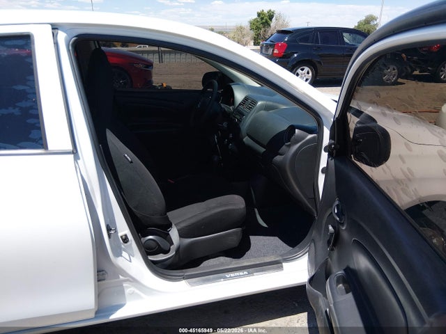 3N1CN7AP7EL875513 Nissan Versa 1.6 S