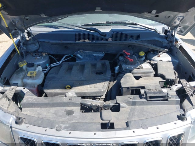 45165978 :رقم المزاد ، 1C4NJDBB0FD188450 vin ، 2015 Jeep Compass Sport مزاد بيع