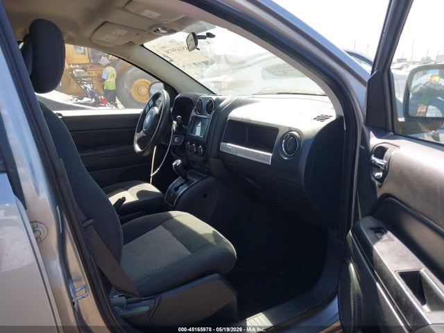 45165978 :رقم المزاد ، 1C4NJDBB0FD188450 vin ، 2015 Jeep Compass Sport مزاد بيع