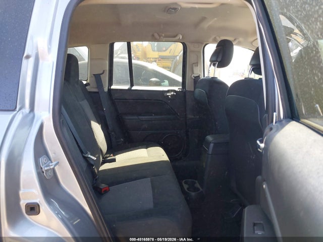 45165978 :رقم المزاد ، 1C4NJDBB0FD188450 vin ، 2015 Jeep Compass Sport مزاد بيع