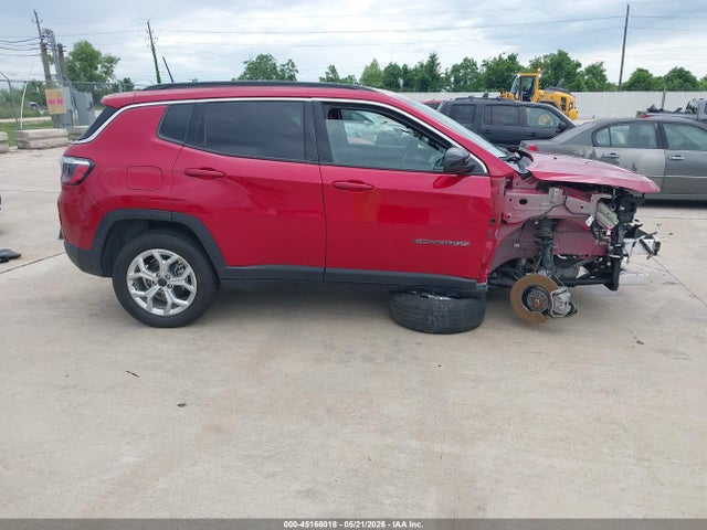 Jeep Compass Latitude 4x4 2025 3C4NJDBN1ST527389 Image 13