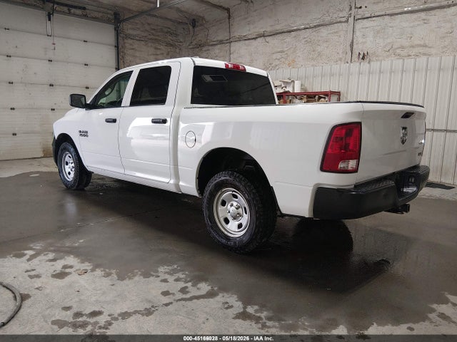 45166028 :رقم المزاد ، 1C6RR7KG6JS294226 vin ، 2018 Ram 1500 Tradesman  4x4 5'7 Box مزاد بيع