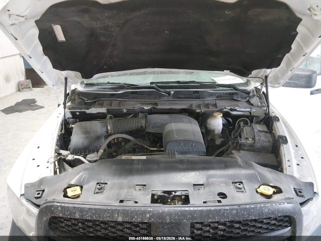 45166035 :رقم المزاد ، 1C6RR7KG1JS297180 vin ، 2018 Ram 1500 Tradesman  4x4 5'7 Box مزاد بيع