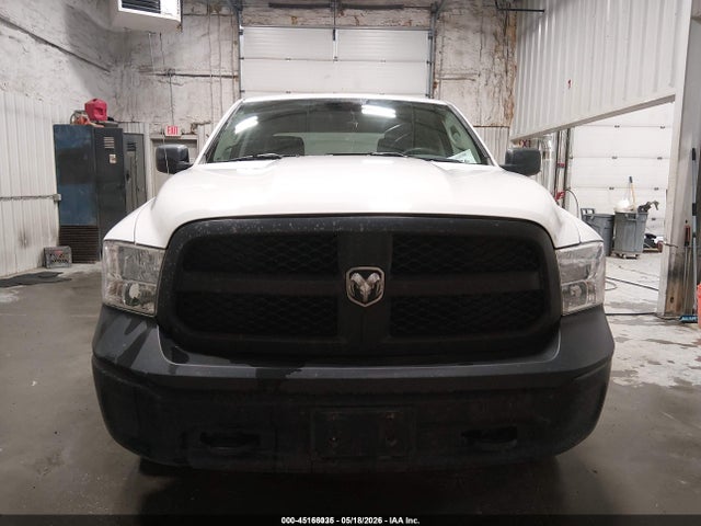 45166035 :رقم المزاد ، 1C6RR7KG1JS297180 vin ، 2018 Ram 1500 Tradesman  4x4 5'7 Box مزاد بيع