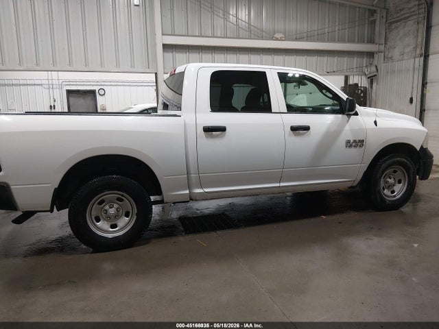 45166035 :رقم المزاد ، 1C6RR7KG1JS297180 vin ، 2018 Ram 1500 Tradesman  4x4 5'7 Box مزاد بيع
