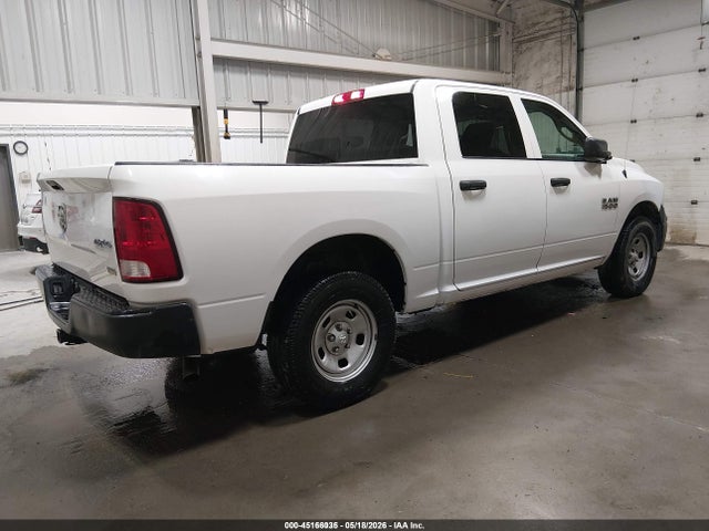 45166035 :رقم المزاد ، 1C6RR7KG1JS297180 vin ، 2018 Ram 1500 Tradesman  4x4 5'7 Box مزاد بيع
