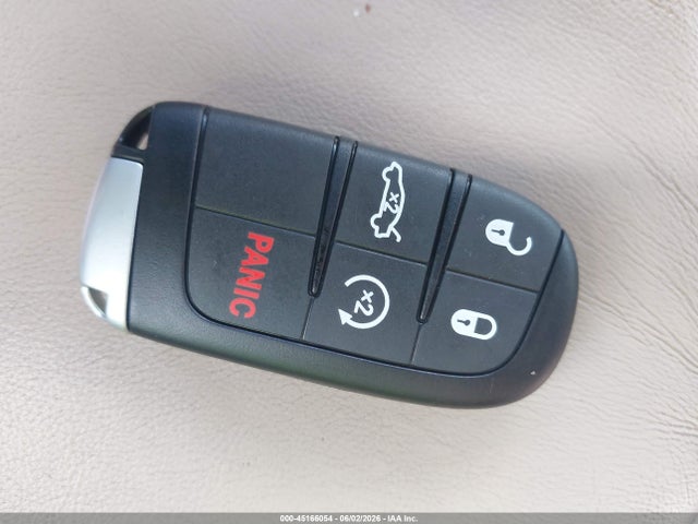 Продажа на аукционе авто 2014 Chrysler 300, vin: 2C3CCAAGXEH175451, номер лота: 45166054