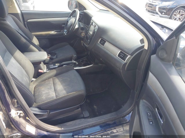 Продаж на аукціоні авто 2017 Mitsubishi Outlander Es, vin: JA4AZ2A39HZ028525, номер лоту: 45166086