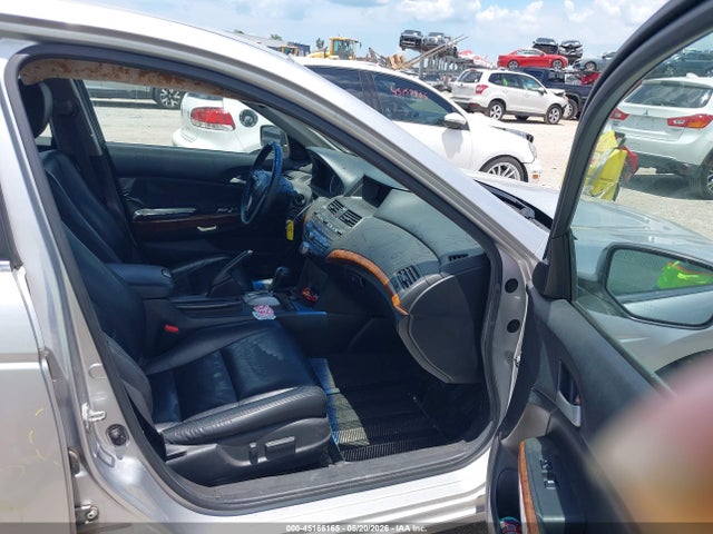 45166165 :رقم المزاد ، 1HGCP2F88BA009089 vin ، 2011 Honda Accord 2.4 Ex-l مزاد بيع