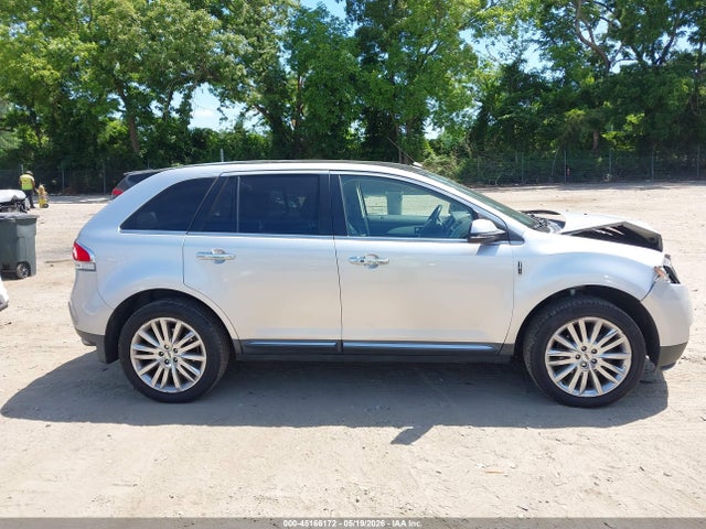 Lincoln MKX 2015 2LMDJ8JK0FBL27776 Image 13