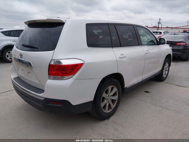 Продажа на аукционе авто 2011 Toyota Highlander Base V6, vin: 5TDZK3EH0BS032464, номер лота: 45166351