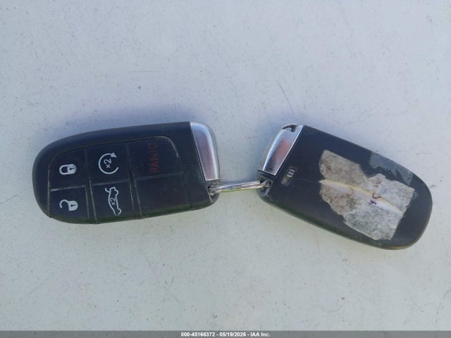 45166372 :رقم المزاد ، 1C3CCCAB7FN597850 vin ، 2015 Chrysler 200 Limited مزاد بيع