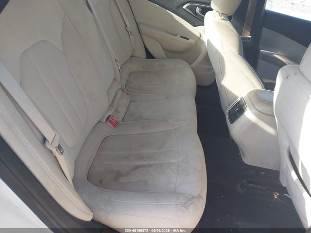 Auction sale of the 2015 Chrysler 200 Limited, vin: 1C3CCCAB7FN597850, lot number: 45166372