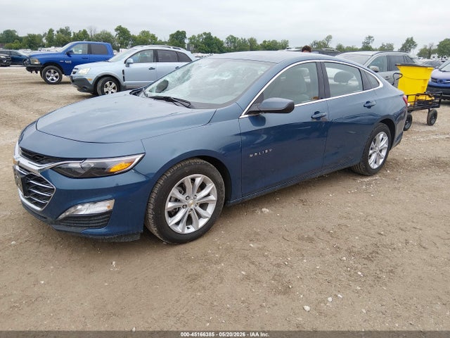 1G1ZD5ST9SF120985 Chevrolet Malibu Fwd 1lt