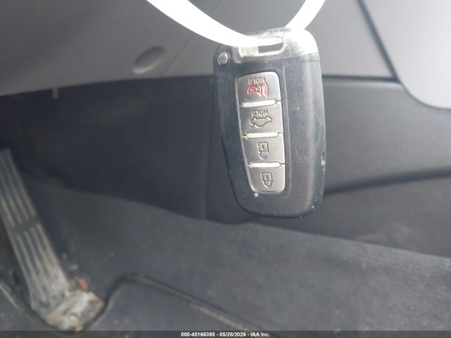 Продажа на аукционе авто 2015 Hyundai Sonata Hybrid Limited, vin: KMHEC4A45FA127220, номер лота: 45166395