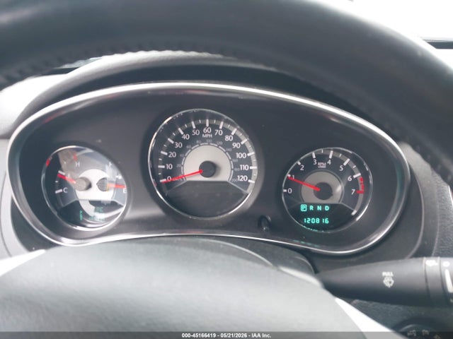 45166419 :رقم المزاد ، 1C3BC1FG4BN604638 vin ، 2011 Chrysler 200 Touring مزاد بيع
