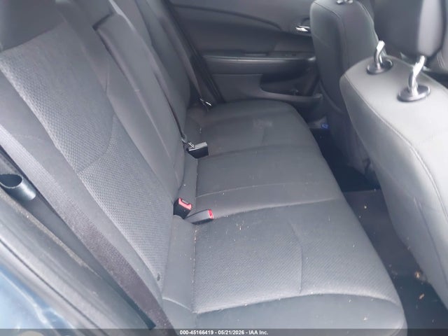 45166419 :رقم المزاد ، 1C3BC1FG4BN604638 vin ، 2011 Chrysler 200 Touring مزاد بيع