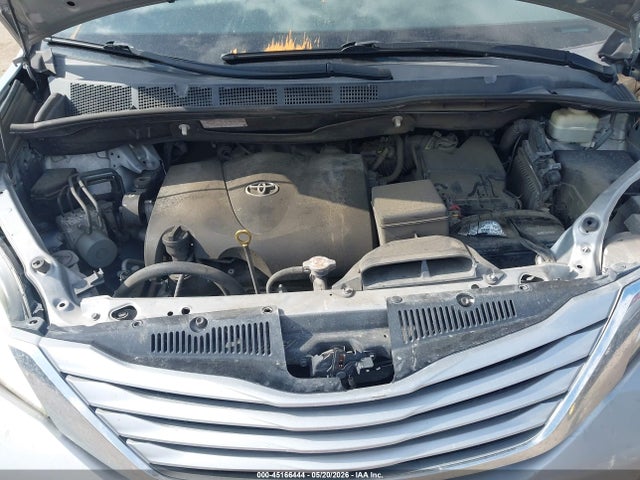Продаж на аукціоні авто 2017 Toyota Sienna Le 8 Passenger, vin: 5TDKZ3DC8HS769794, номер лоту: 45166444