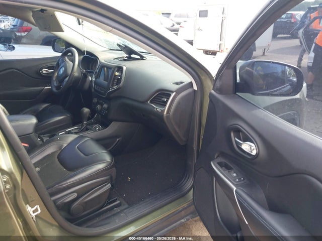 2020 Jeep Cherokee Latitude Plus Fwd მანქანა იყიდება აუქციონზე, vin: 1C4PJLLB4LD585737, აუქციონის ნომერი: 45166460
