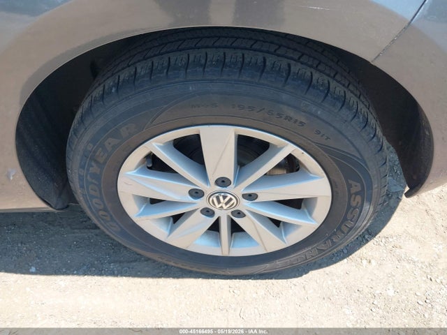 Продажа на аукционе авто 2015 Volkswagen Golf Tsi S 4-door, vin: 3VW217AU6FM095845, номер лота: 45166495