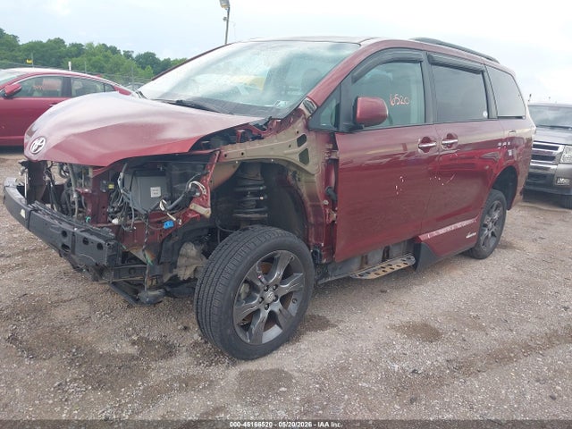 Aukcja sprzedaży 2015 Toyota Sienna Se 8 Passenger, vin: 5TDXK3DC7FS579346, numer aukcji: 45166520