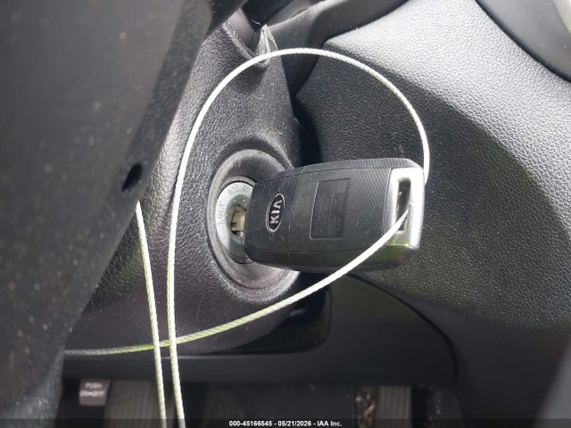 Auction sale of the 2019 Kia Sorento 2.4l L, vin: 5XYPG4A32KG610988, lot number: 45166545