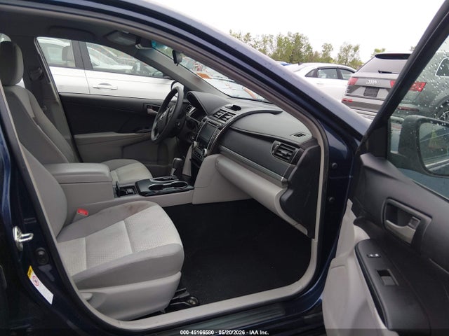 2014 Toyota Camry Le მანქანა იყიდება აუქციონზე, vin: 4T4BF1FK6ER405643, აუქციონის ნომერი: 45166580