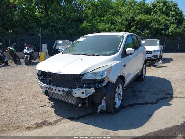 1FMCU9G93FUB35125 Ford ESCAPE SE
