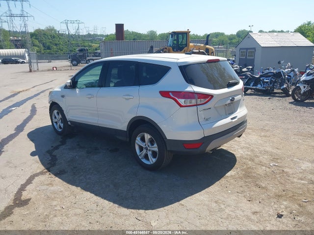1FMCU9G93FUB35125 Ford ESCAPE SE