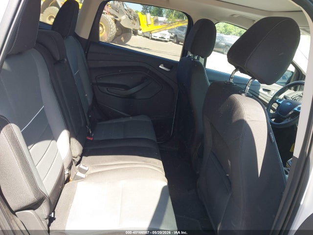 1FMCU9G93FUB35125 Ford ESCAPE SE