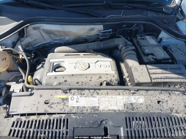 WVGAV7AX4JK005911 Volkswagen Tiguan Limited 2.0t