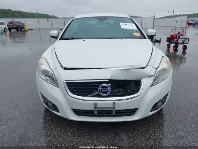 45166712 :رقم المزاد ، YV1672MC5BJ115576 vin ، 2011 Volvo C70 T5 مزاد بيع