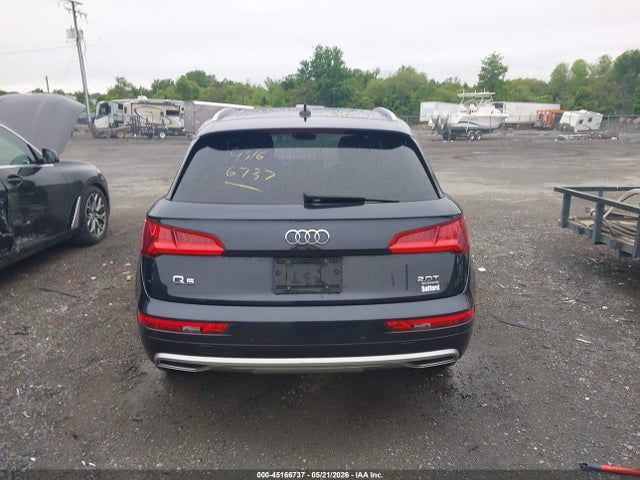 45166737 :رقم المزاد ، WA1BNAFY8J2181555 vin ، 2018 Audi Q5 2.0t Premium/2.0t Tech Premium مزاد بيع