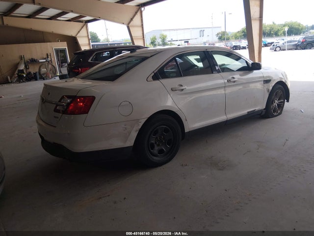 2014 Ford Police Interceptor მანქანა იყიდება აუქციონზე, vin: 1FAHP2MK1EG148555, აუქციონის ნომერი: 45166740