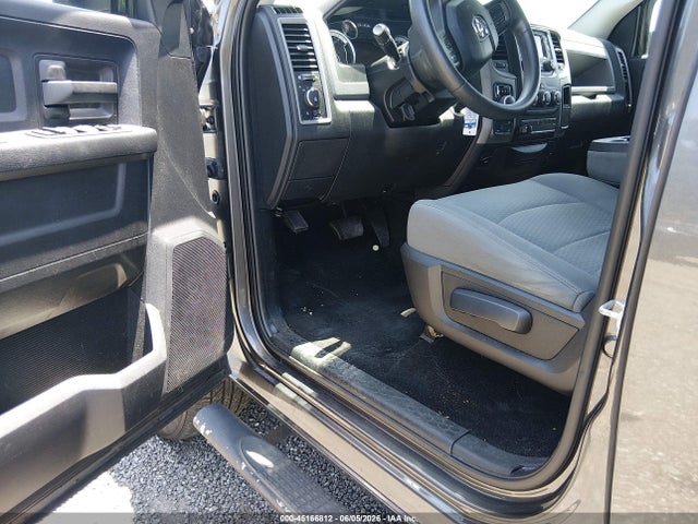 45166812 :رقم المزاد ، 3C6RR7KT0GG332451 vin ، 2016 Ram 1500 Express مزاد بيع
