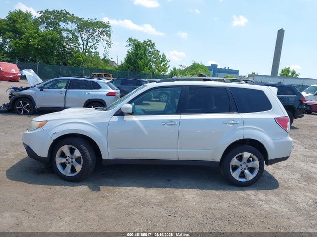 45166817 :رقم المزاد ، JF2SHGAC8BH741800 vin ، 2011 Subaru Forester 2.5xt Premium مزاد بيع