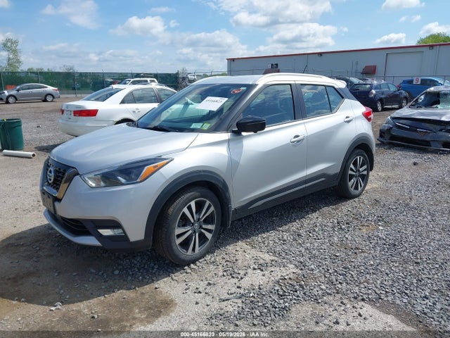 45166823 :رقم المزاد ، 3N1CP5DV0LL533729 vin ، 2020 Nissan Kicks Sr Xtronic Cvt مزاد بيع