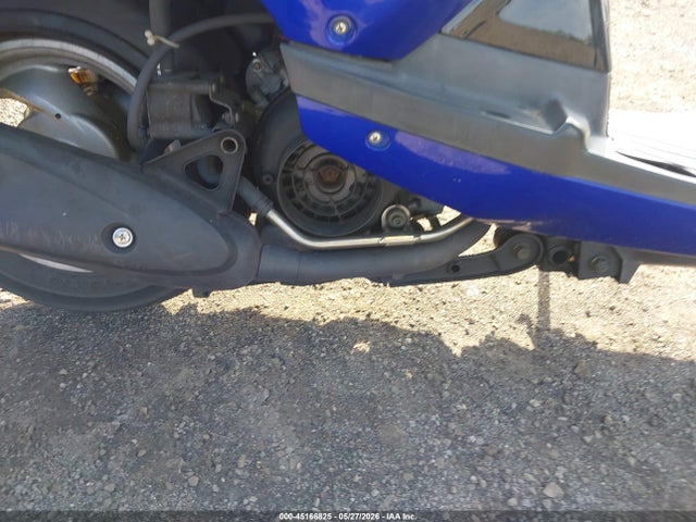 45166825 :رقم المزاد ، LPRSE13Y06A350761 vin ، 2006 Yamaha Yj125 مزاد بيع