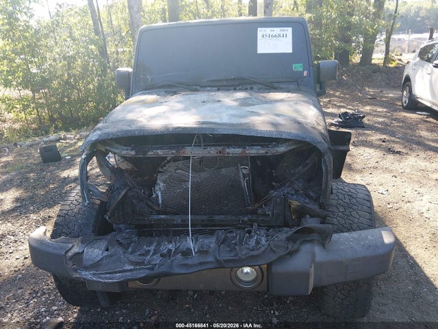 45166841 :رقم المزاد ، 1J4BA3H10AL226120 vin ، 2010 Jeep Wrangler Unlimited Sport مزاد بيع