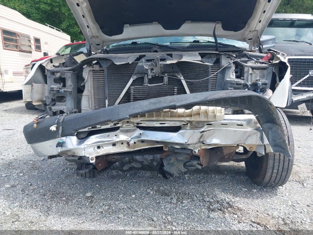 2005 Chevrolet Silverado 3500 Work Truck მანქანა იყიდება აუქციონზე, vin: 1GCJC39295E303340, აუქციონის ნომერი: 45166856