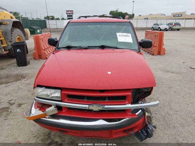 45166862 :رقم المزاد ، 1GNDT13W9Y2139422 vin ، 2000 Chevrolet Blazer Lt مزاد بيع