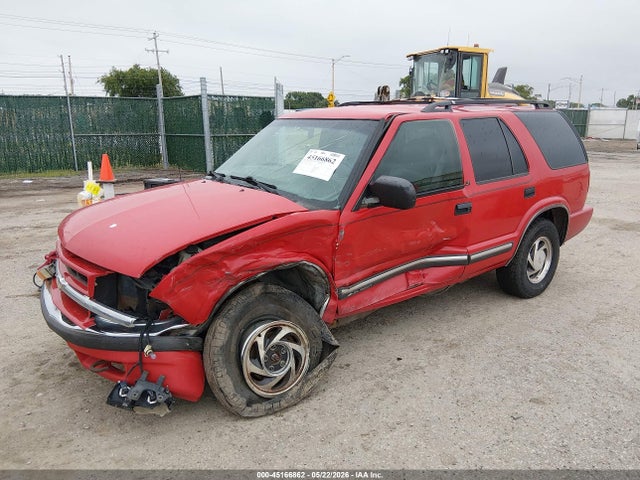 45166862 :رقم المزاد ، 1GNDT13W9Y2139422 vin ، 2000 Chevrolet Blazer Lt مزاد بيع