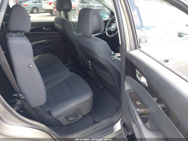 2016 Kia Sorento 3.3l Lx მანქანა იყიდება აუქციონზე, vin: 5XYPG4A56GG027431, აუქციონის ნომერი: 45166897