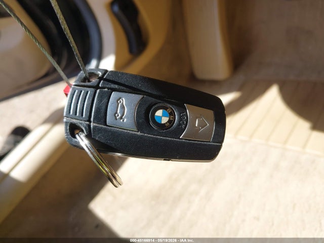 45166914 :رقم المزاد ، WBAPK7C54BA821928 vin ، 2011 Bmw 328i Xdrive مزاد بيع