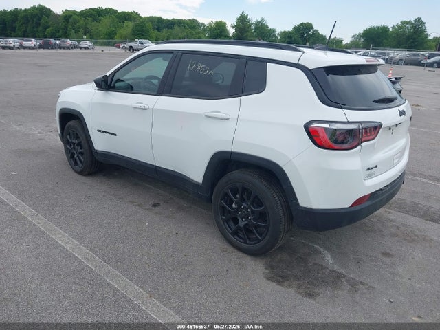 Jeep Compass Latitude 4x4 2025 3C4NJDBN2ST534674 Image 3