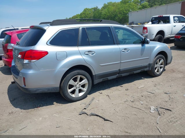 2013 Subaru Outback 2.5i Premium მანქანა იყიდება აუქციონზე, vin: 4S4BRBCC1D3202989, აუქციონის ნომერი: 45166958